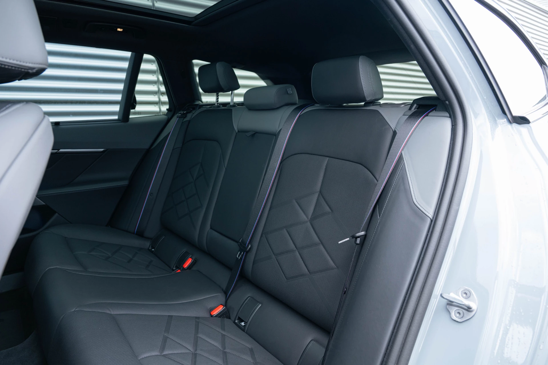 Hoofdafbeelding BMW i5