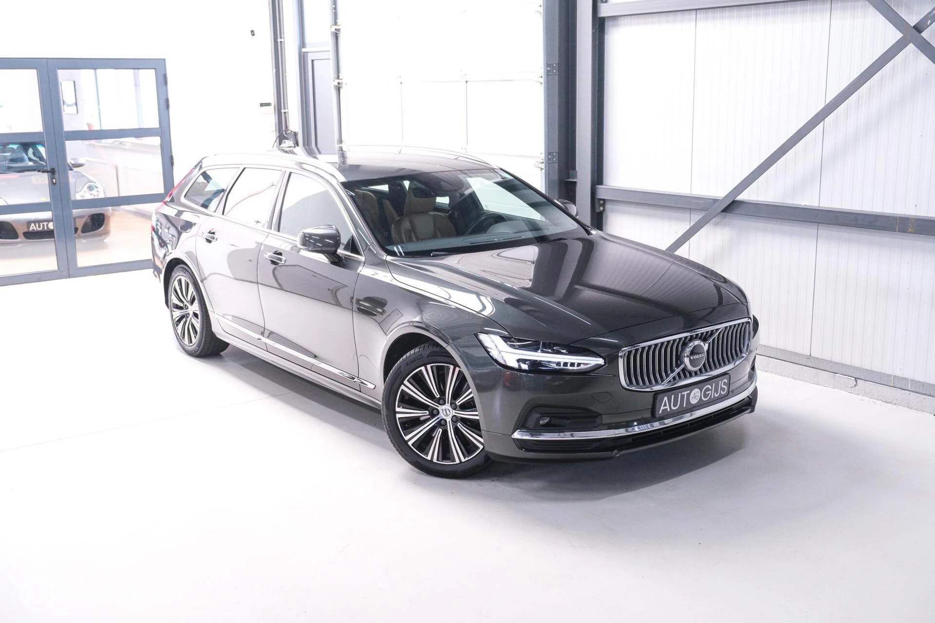 Hoofdafbeelding Volvo V90