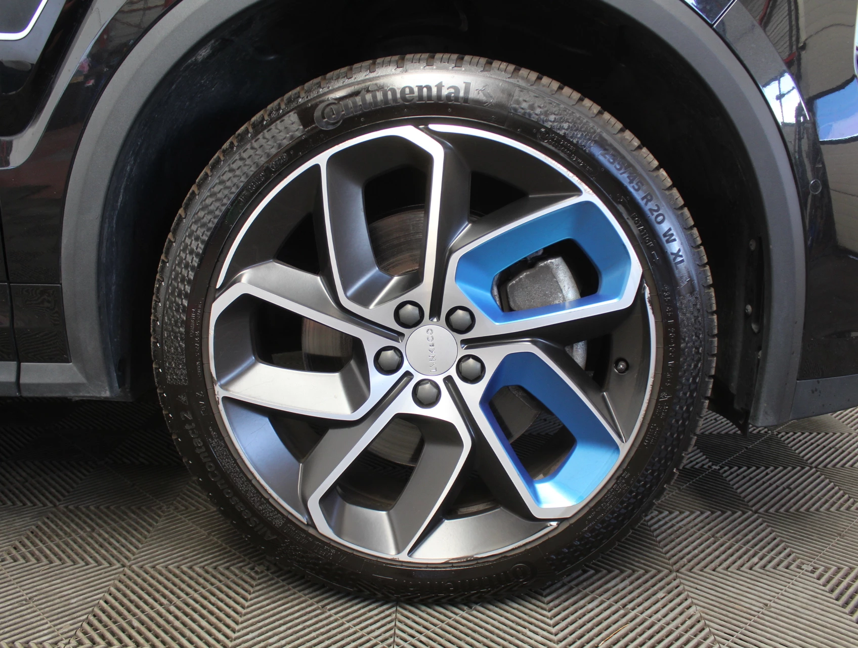 Hoofdafbeelding Lynk & Co 01