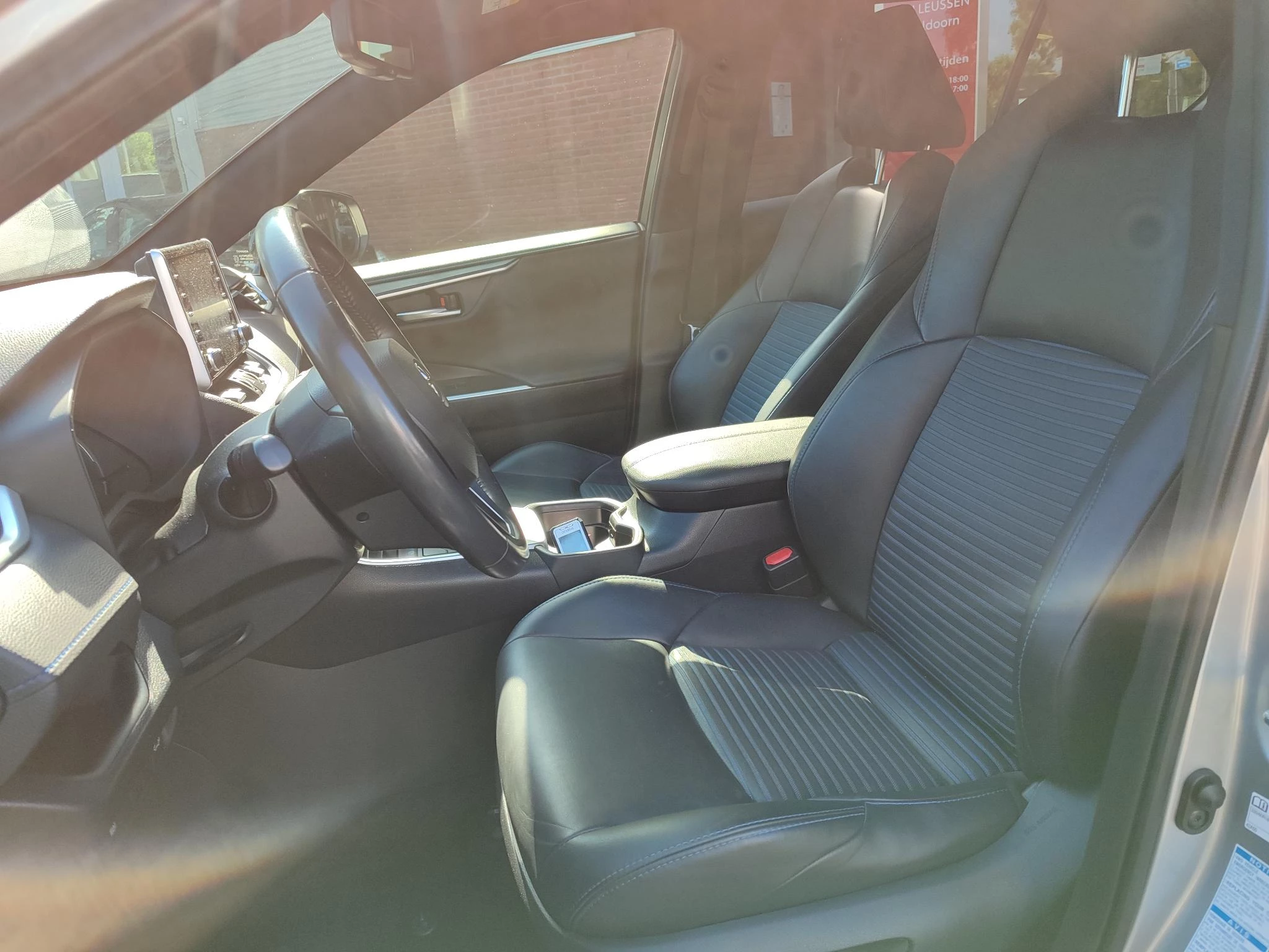 Hoofdafbeelding Toyota RAV4