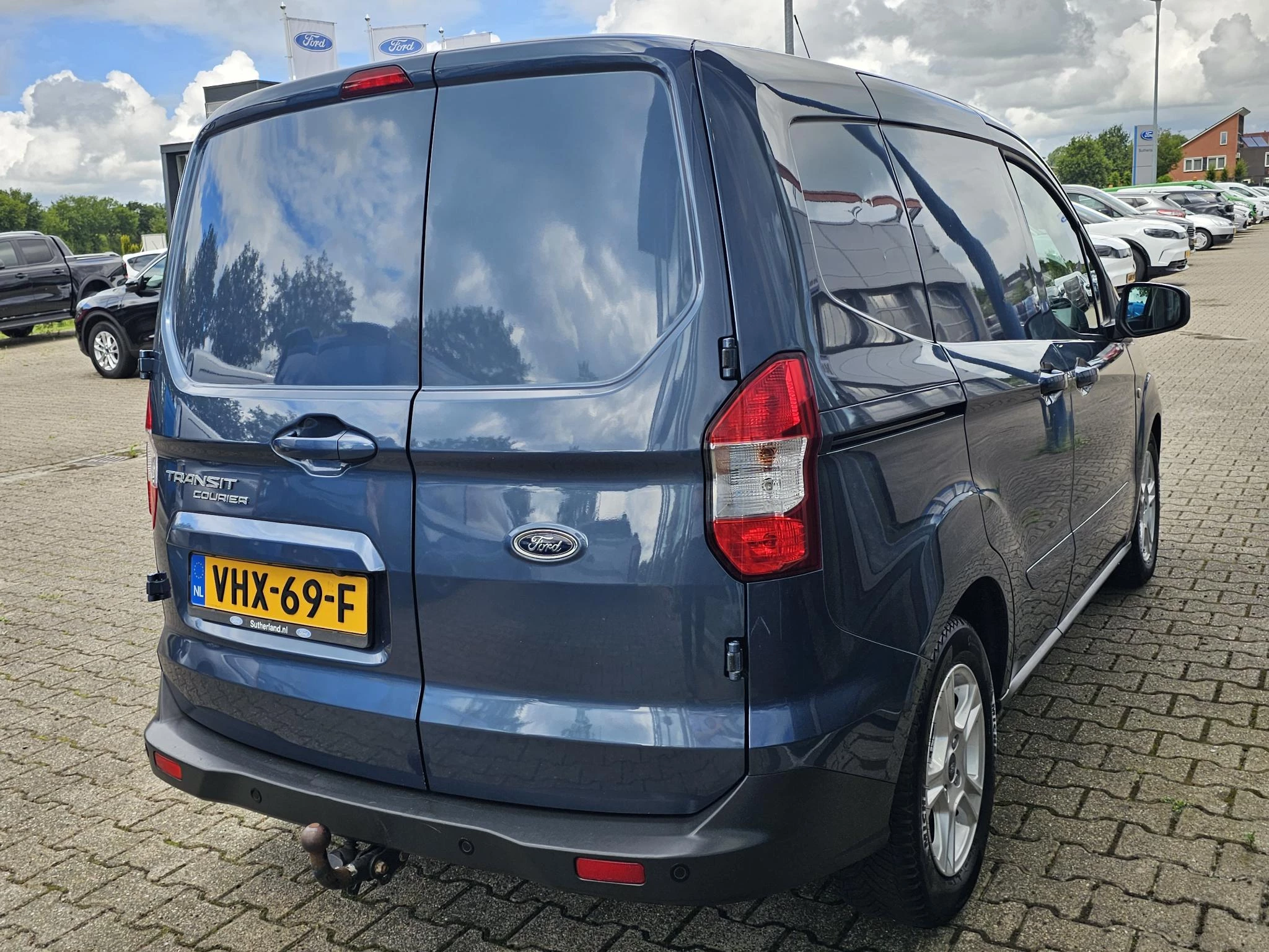 Hoofdafbeelding Ford Transit Courier