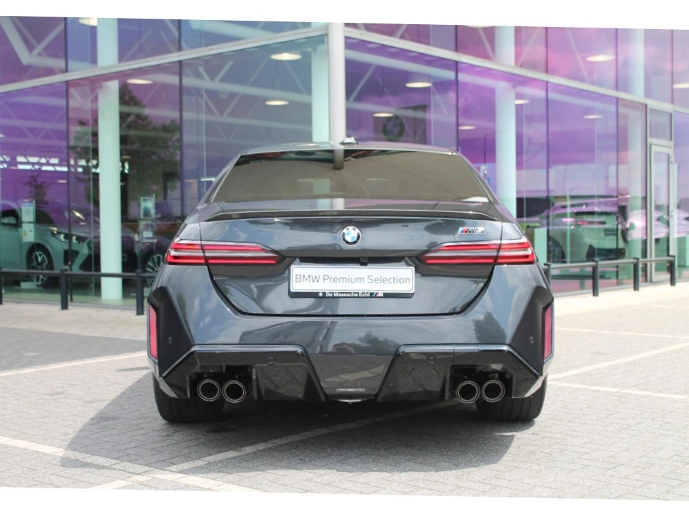 Hoofdafbeelding BMW M5