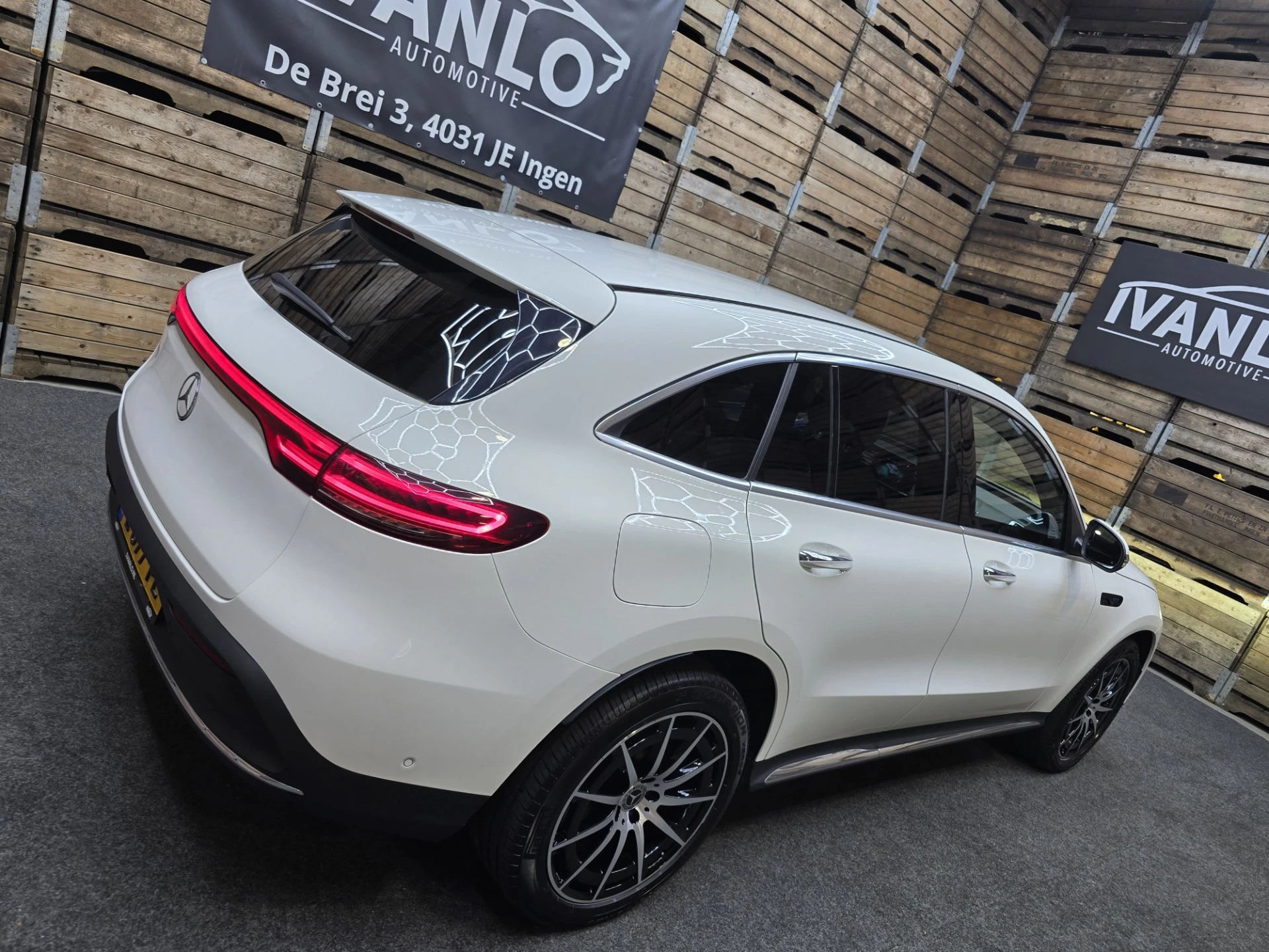Hoofdafbeelding Mercedes-Benz EQC