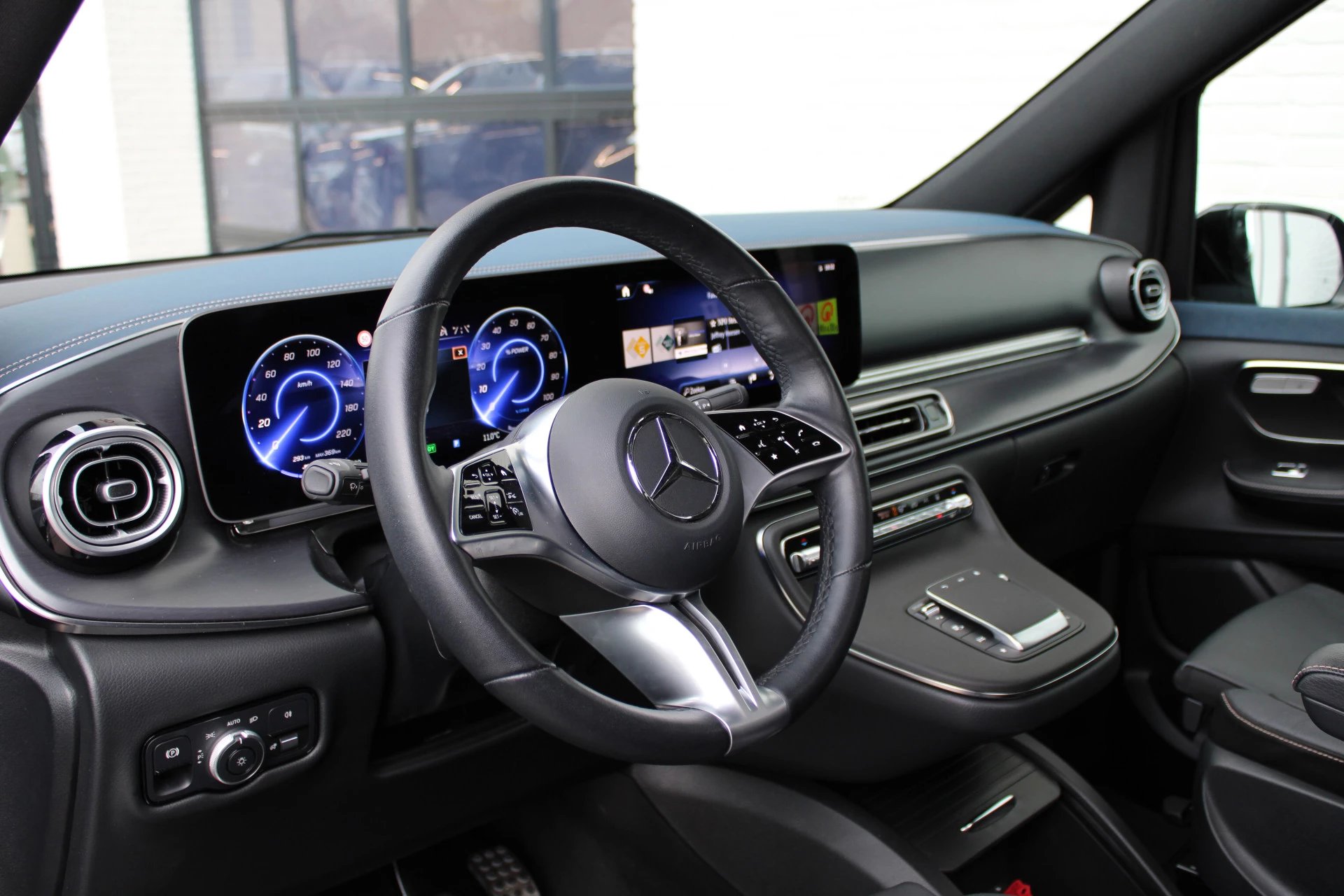 Hoofdafbeelding Mercedes-Benz EQV