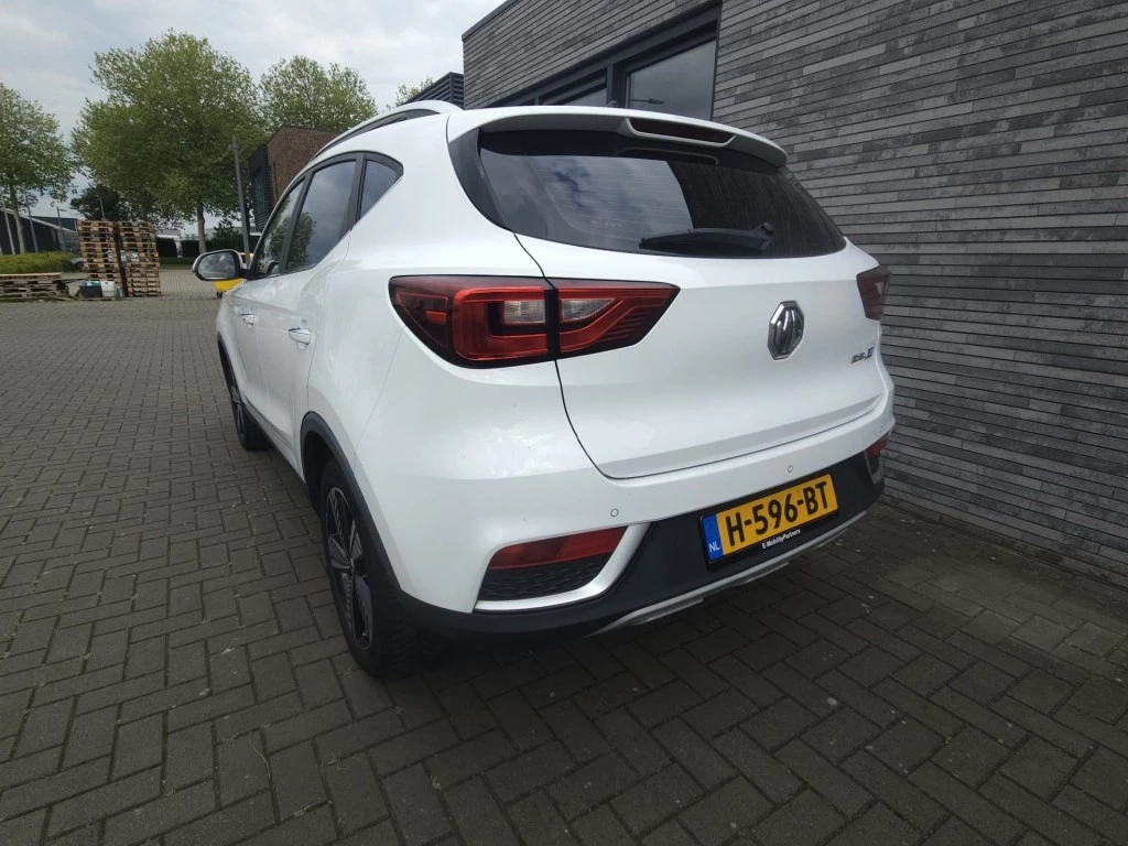Hoofdafbeelding MG ZS