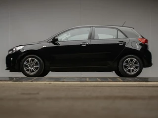 Hoofdafbeelding Kia Rio Kia Rio 1.0 TGDI ComfortPlusLine Navigator Sport (APPLE CARPLAY,NAVI,CRUISE,LED,CAMERA,PDC,LEDER,DAB,LM VELGEN,NETTE STAAT)