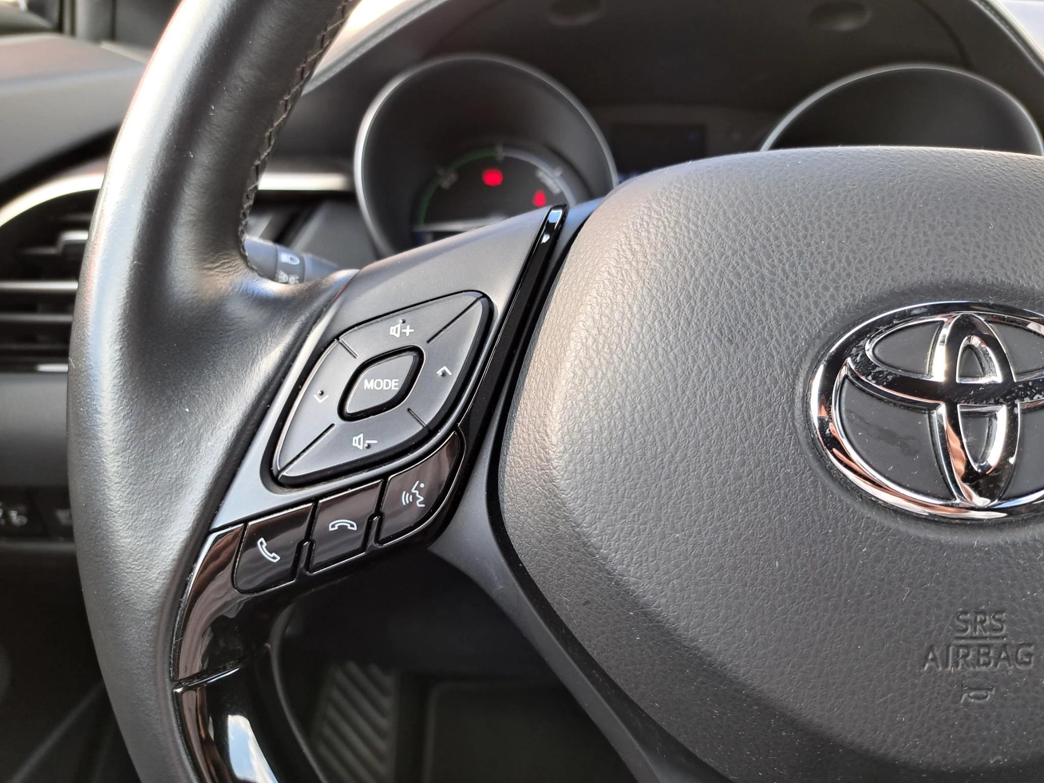Hoofdafbeelding Toyota C-HR
