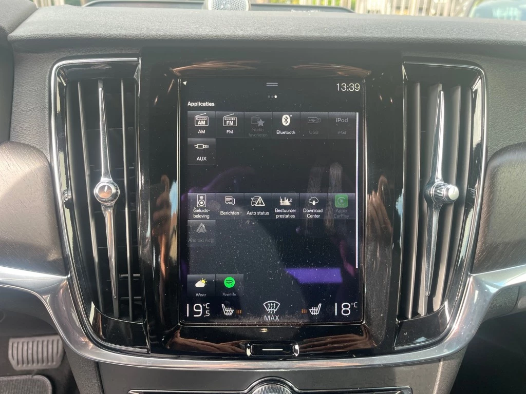 Hoofdafbeelding Volvo V90