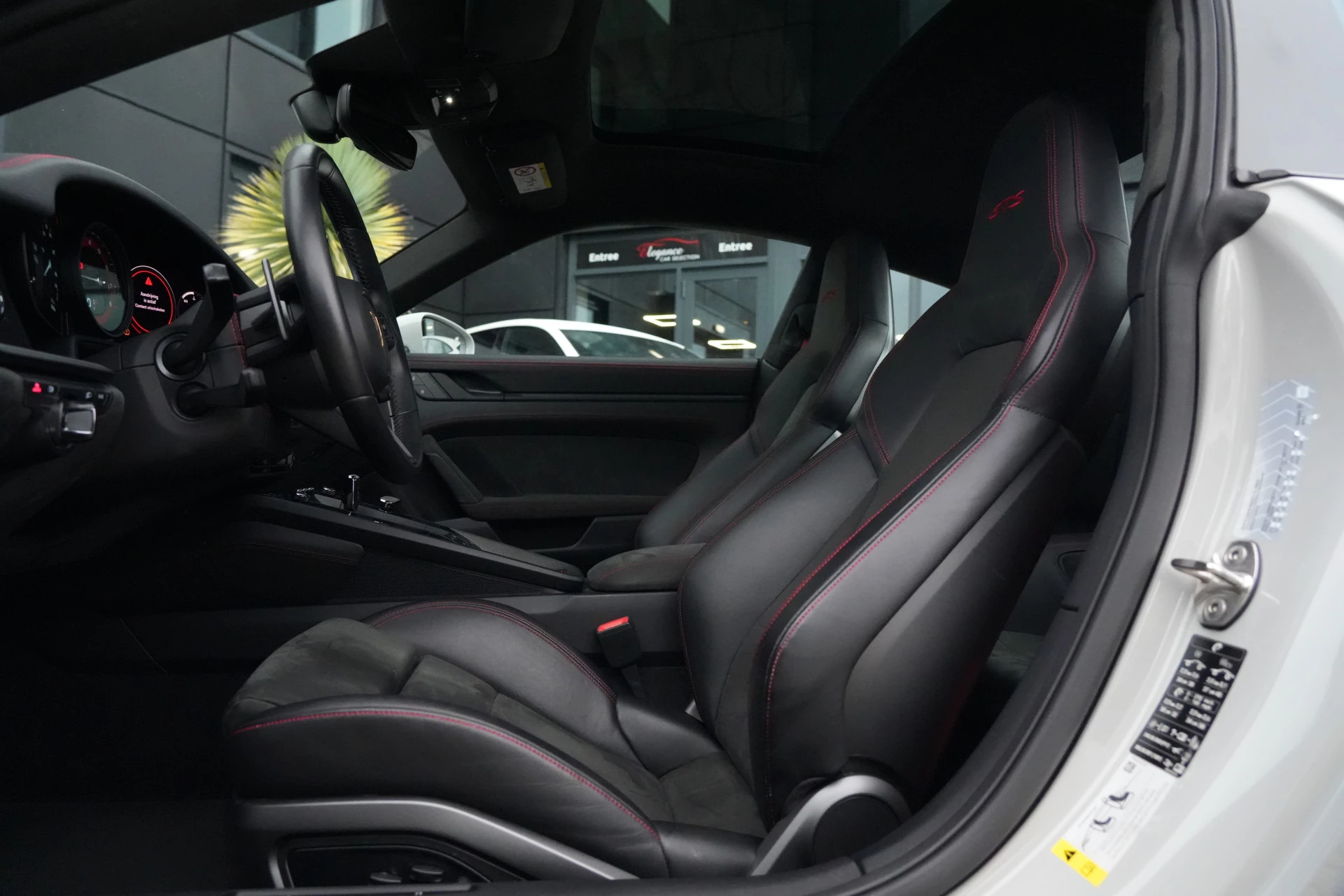 Hoofdafbeelding Porsche 911