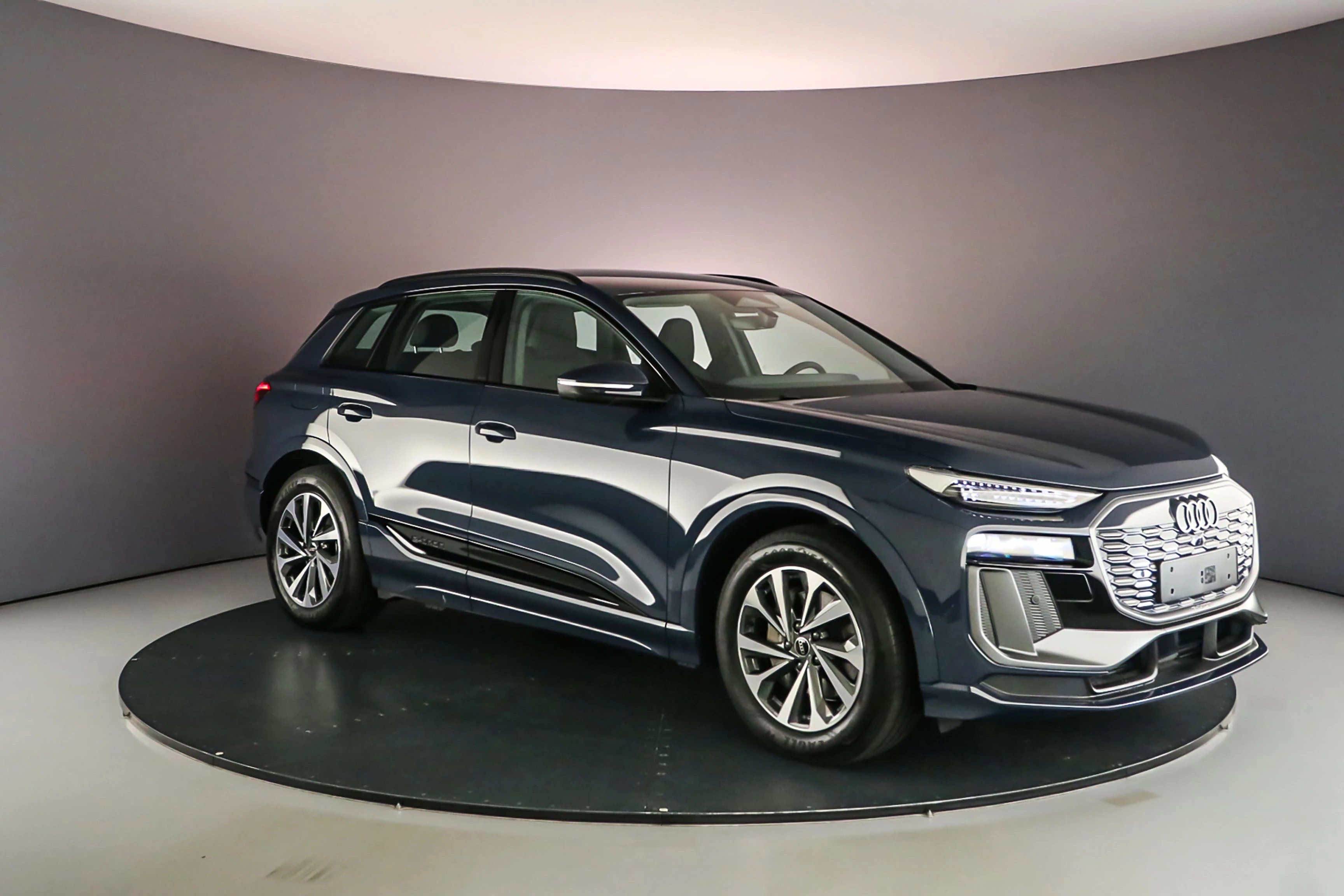 Hoofdafbeelding Audi Q6 e-tron