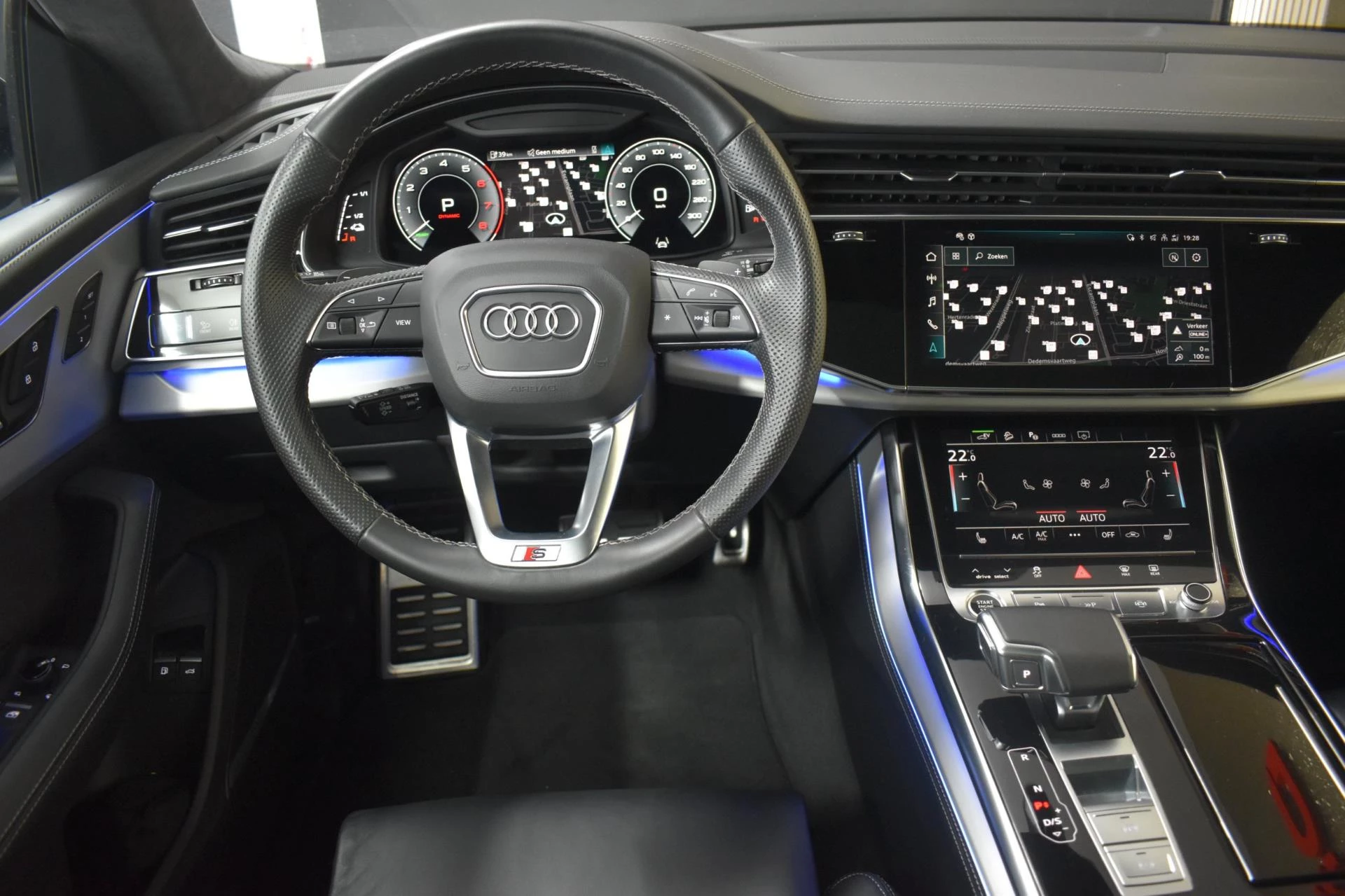 Hoofdafbeelding Audi Q8