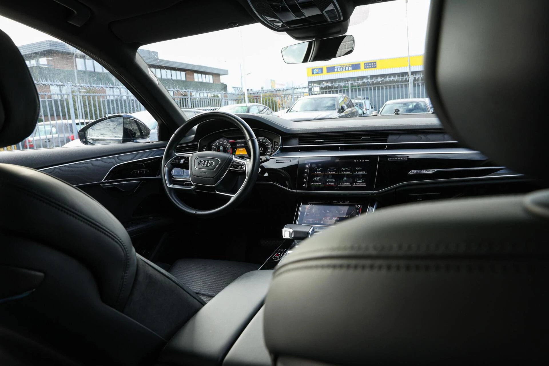 Hoofdafbeelding Audi A8