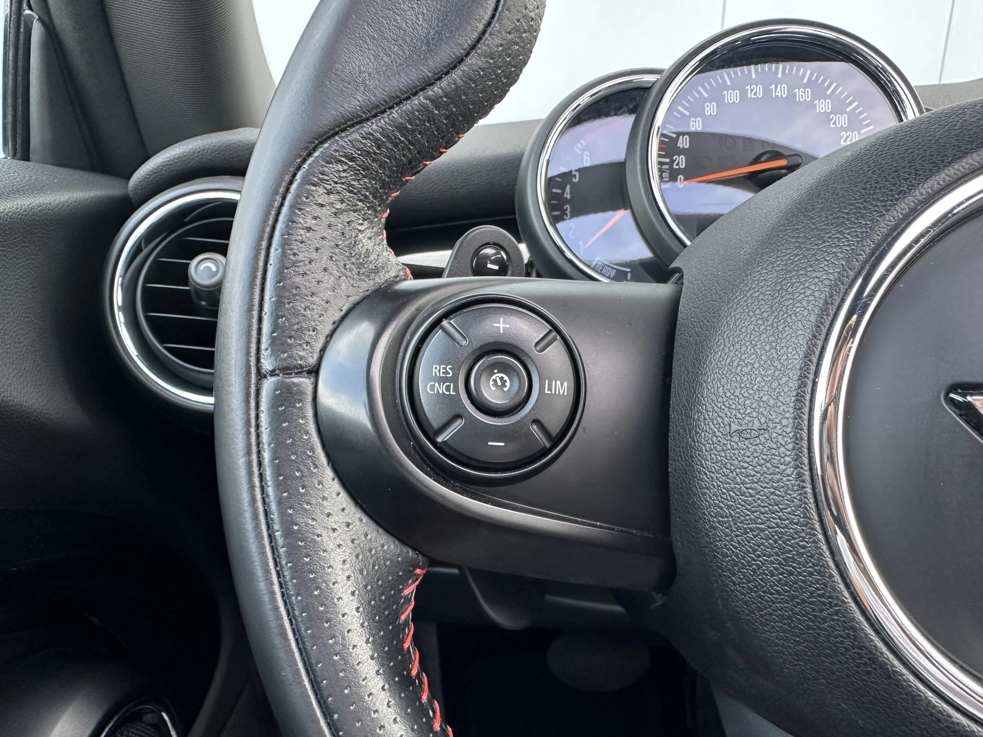 Hoofdafbeelding MINI Cooper S