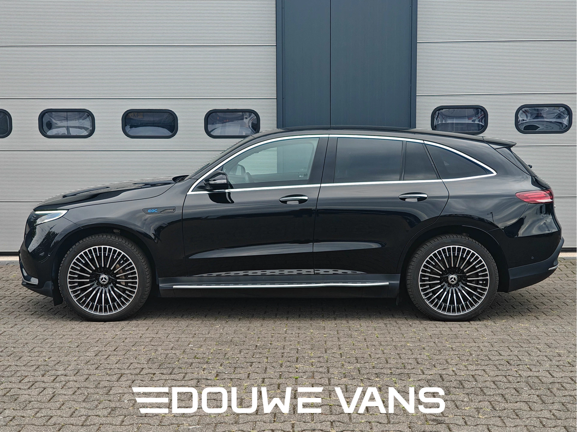 Hoofdafbeelding Mercedes-Benz EQC
