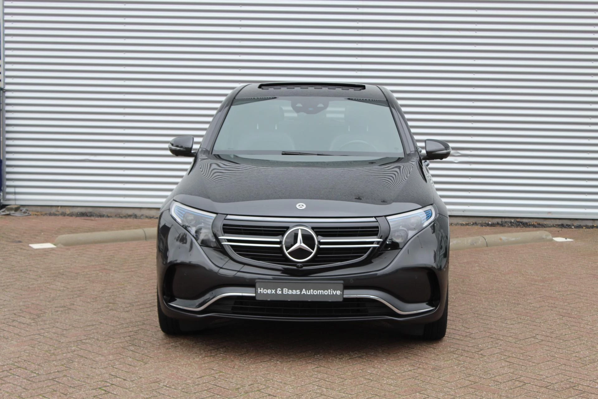 Hoofdafbeelding Mercedes-Benz EQC