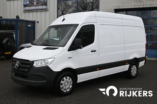 Hoofdafbeelding Mercedes-Benz eSprinter Mercedes-Benz eSprinter 320 L2H2 Pro 81kWh Snellader, Navigatie, Trekhaak, Winterpakket, Etc.