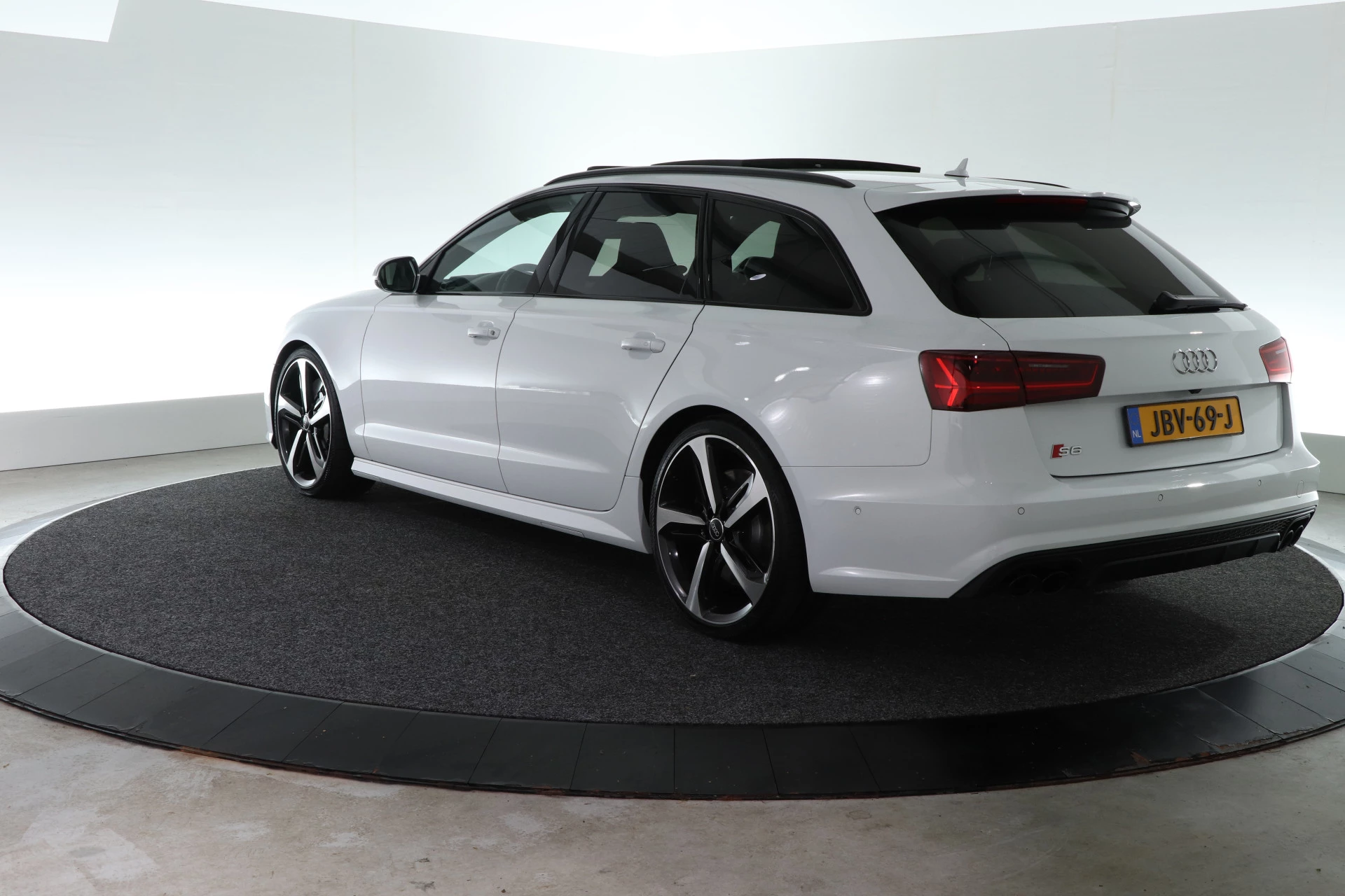 Hoofdafbeelding Audi A6