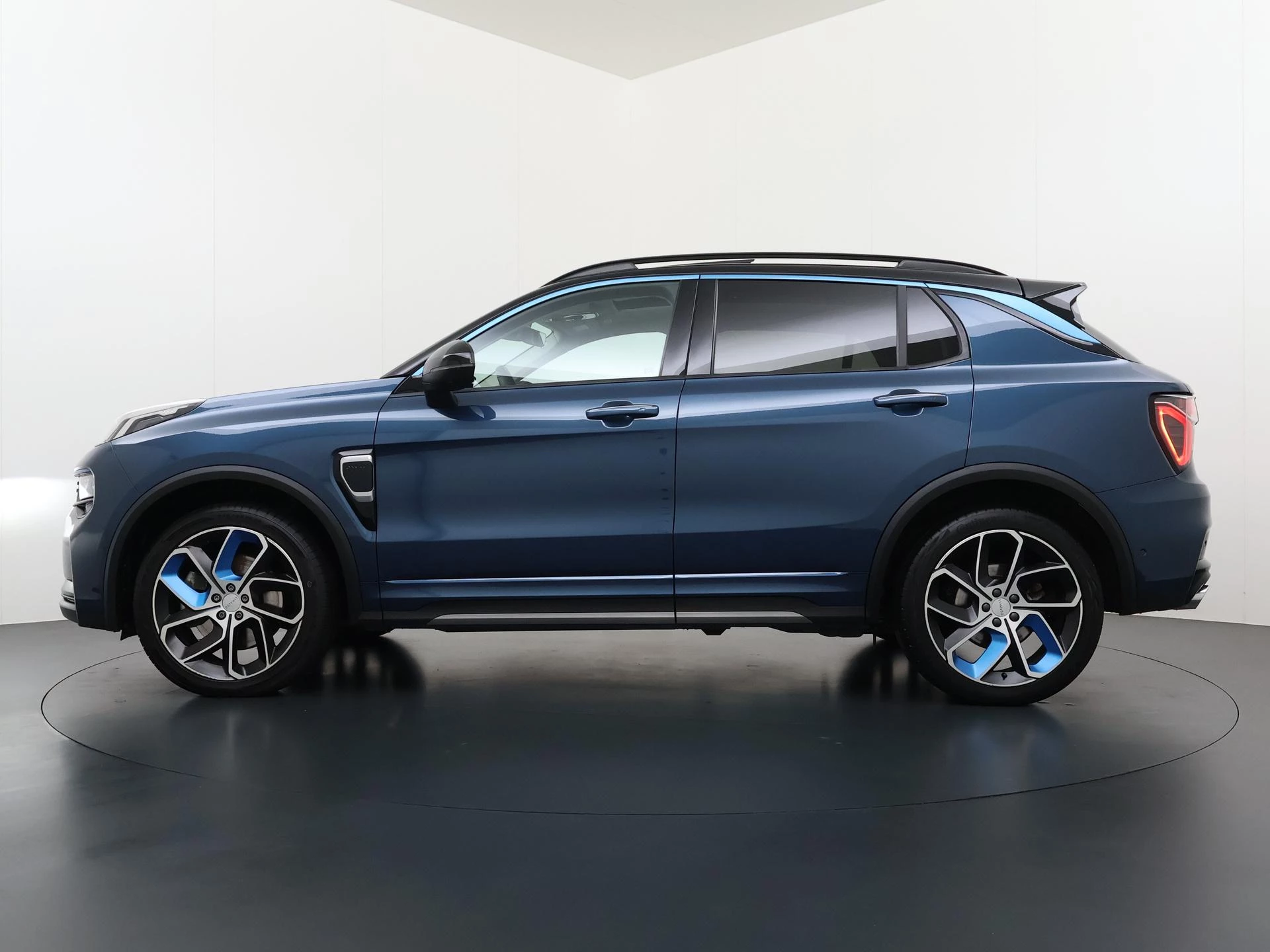 Hoofdafbeelding Lynk & Co 01