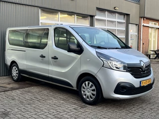 Hoofdafbeelding Renault Trafic Renault Trafic Passenger 1.6 dCi BTW / BPM vrij marge Euro 6 Airco Cruise control Navigatie PDC 1e eigenaar Combi Kombi Passenger Groepsvervoer Lengte 2 Taxi Personenbus