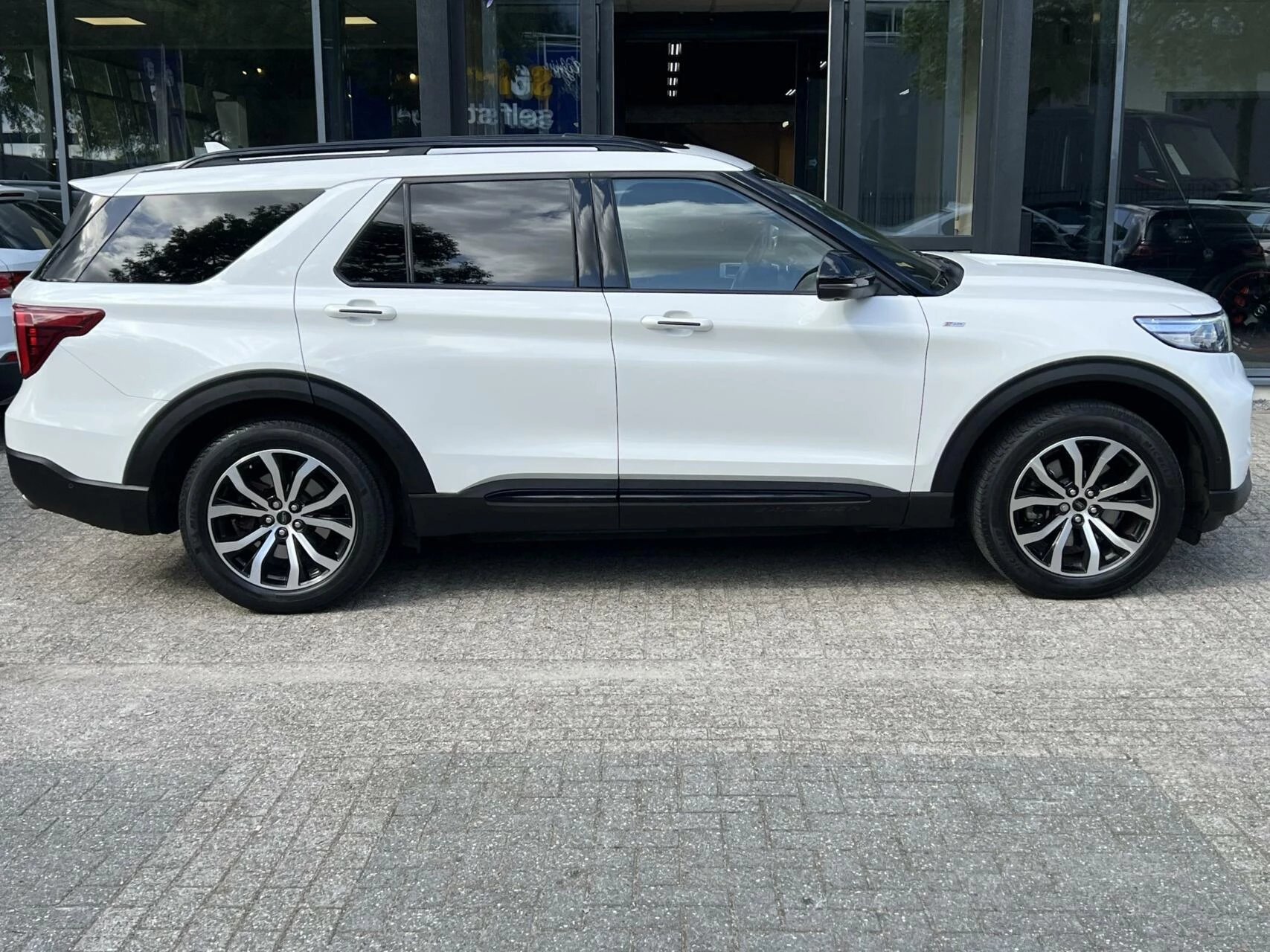 Hoofdafbeelding Ford Explorer