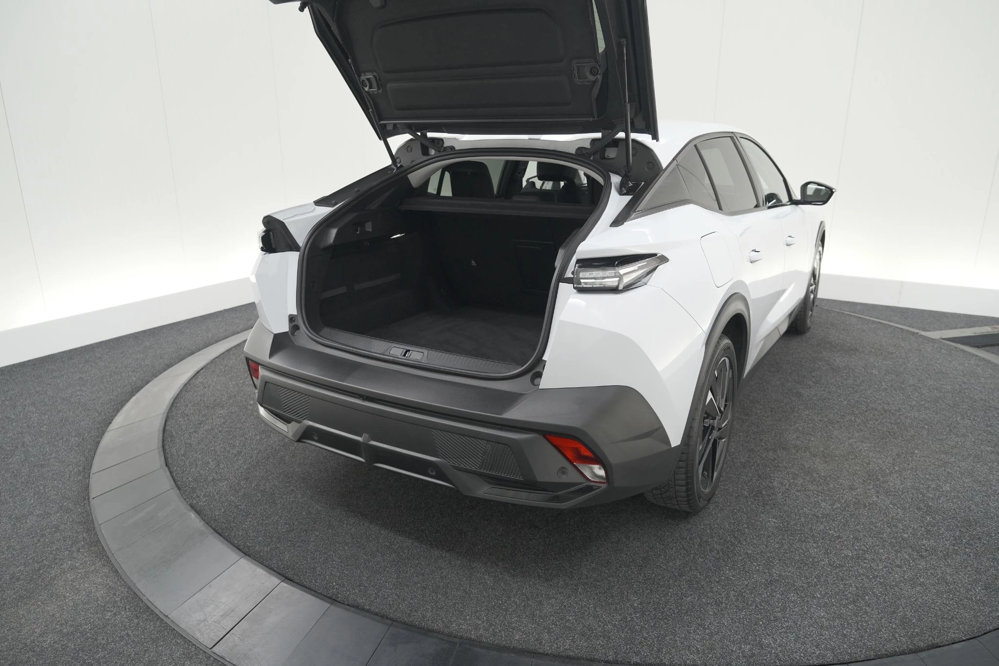 Hoofdafbeelding Peugeot 408