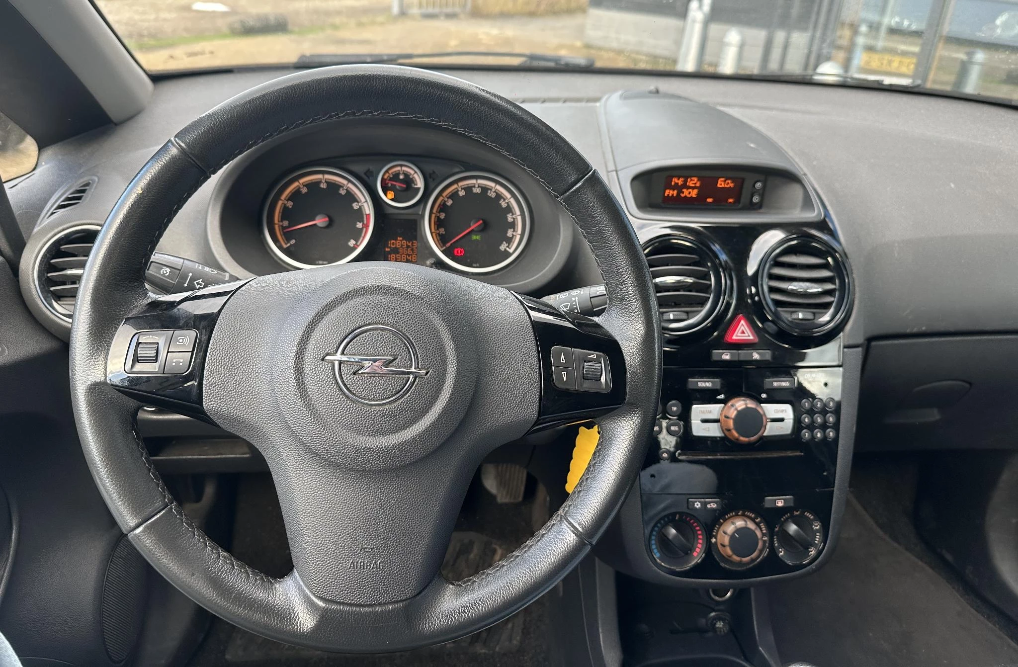 Hoofdafbeelding Opel Corsa