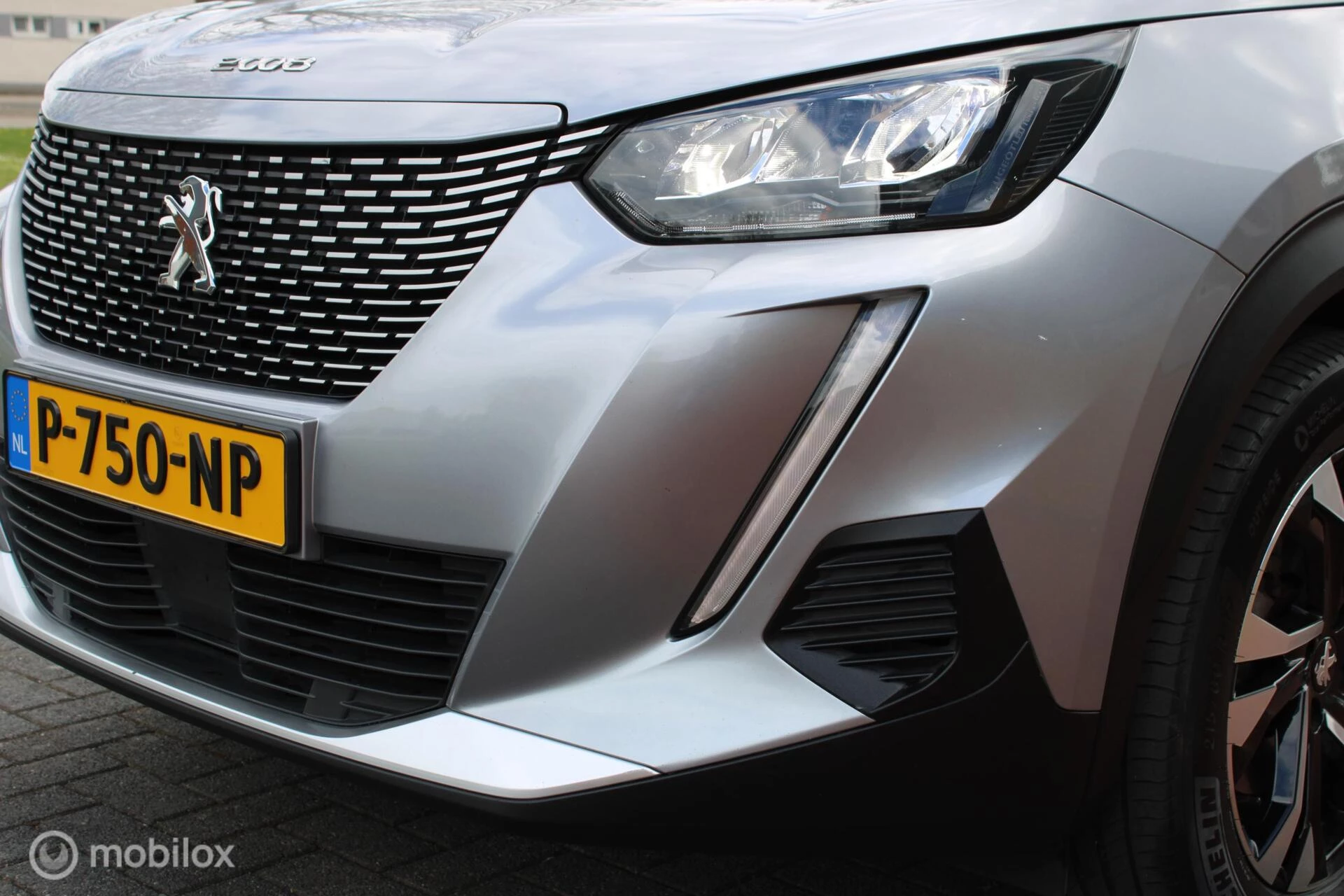 Hoofdafbeelding Peugeot e-2008