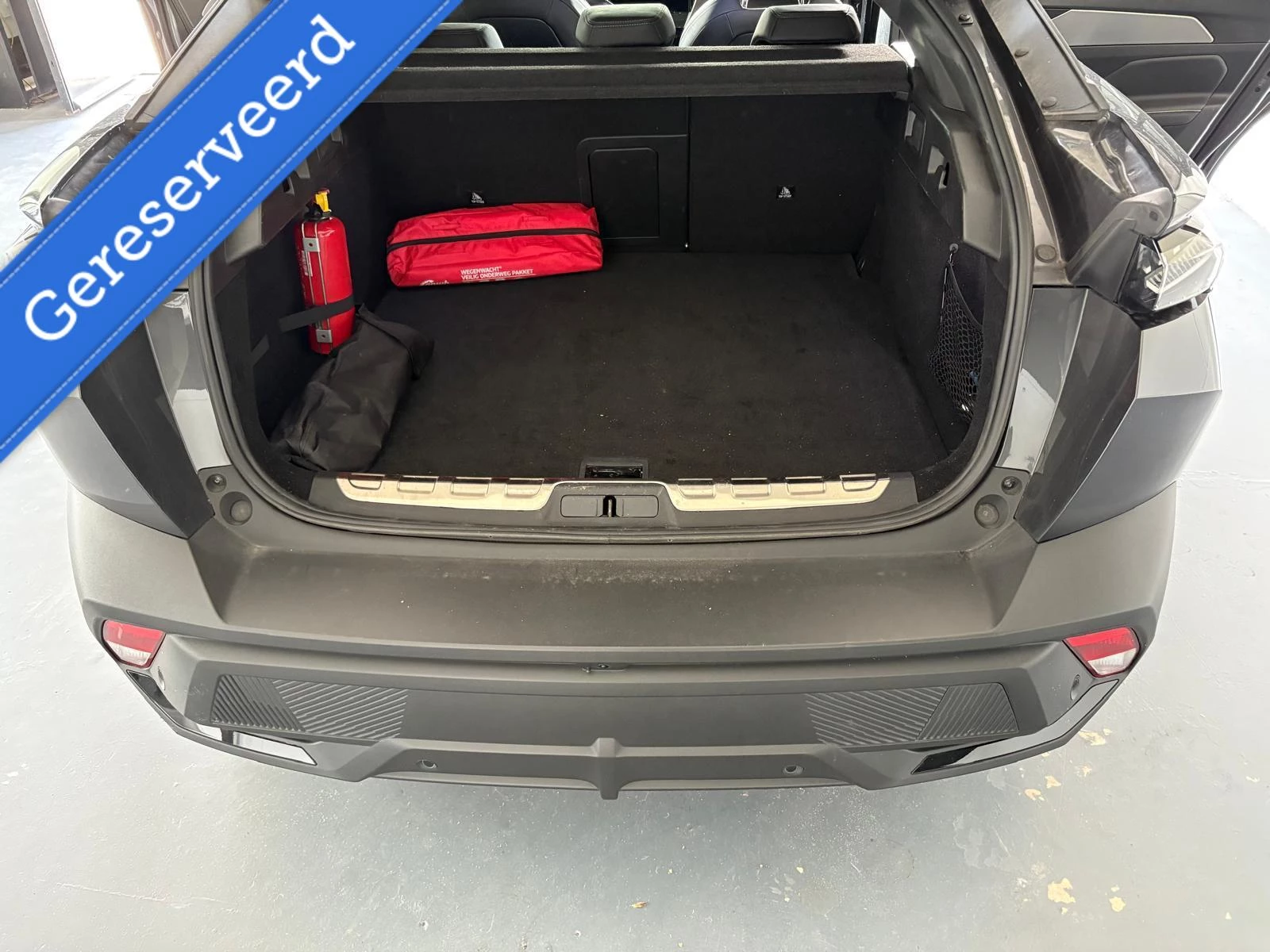 Hoofdafbeelding Peugeot 408