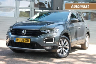 Volkswagen T-Roc 1.5 TSI Style Business Automaat / Afneembare trekhaak / stoel verwarming