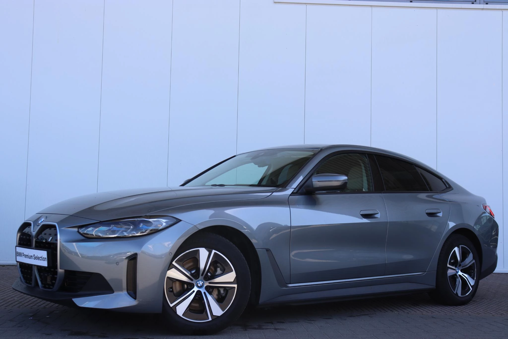 Hoofdafbeelding BMW i4