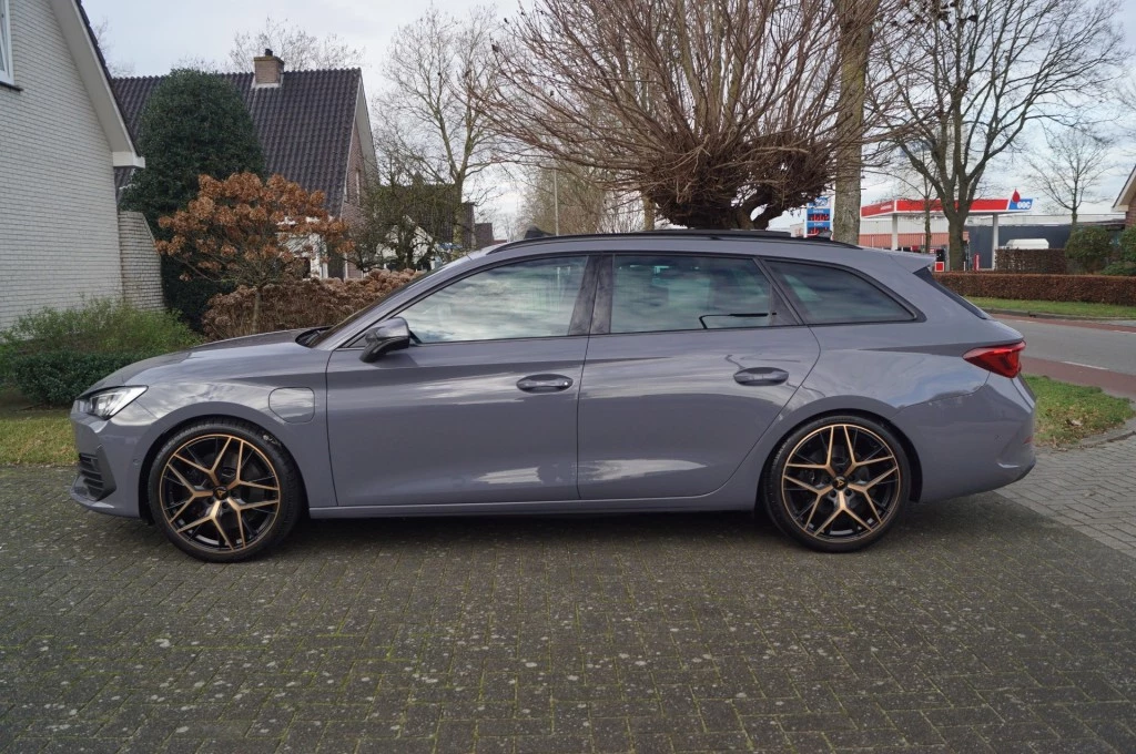 Hoofdafbeelding CUPRA Leon Sportstourer