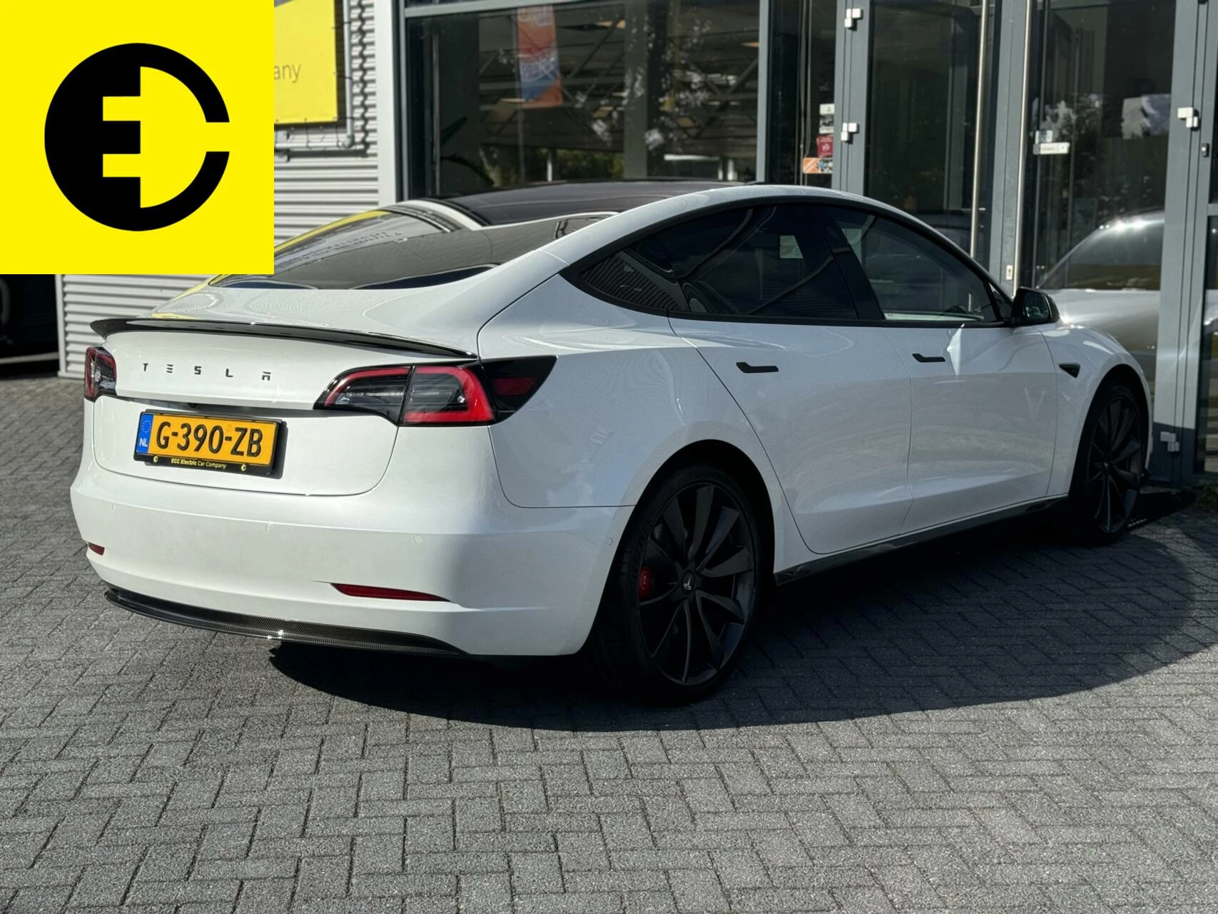 Hoofdafbeelding Tesla Model 3