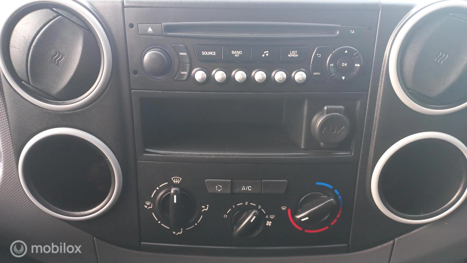 Hoofdafbeelding Peugeot Partner