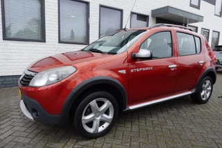 Hoofdafbeelding Dacia Sandero Stepway Dacia Sandero Stepway 1.6