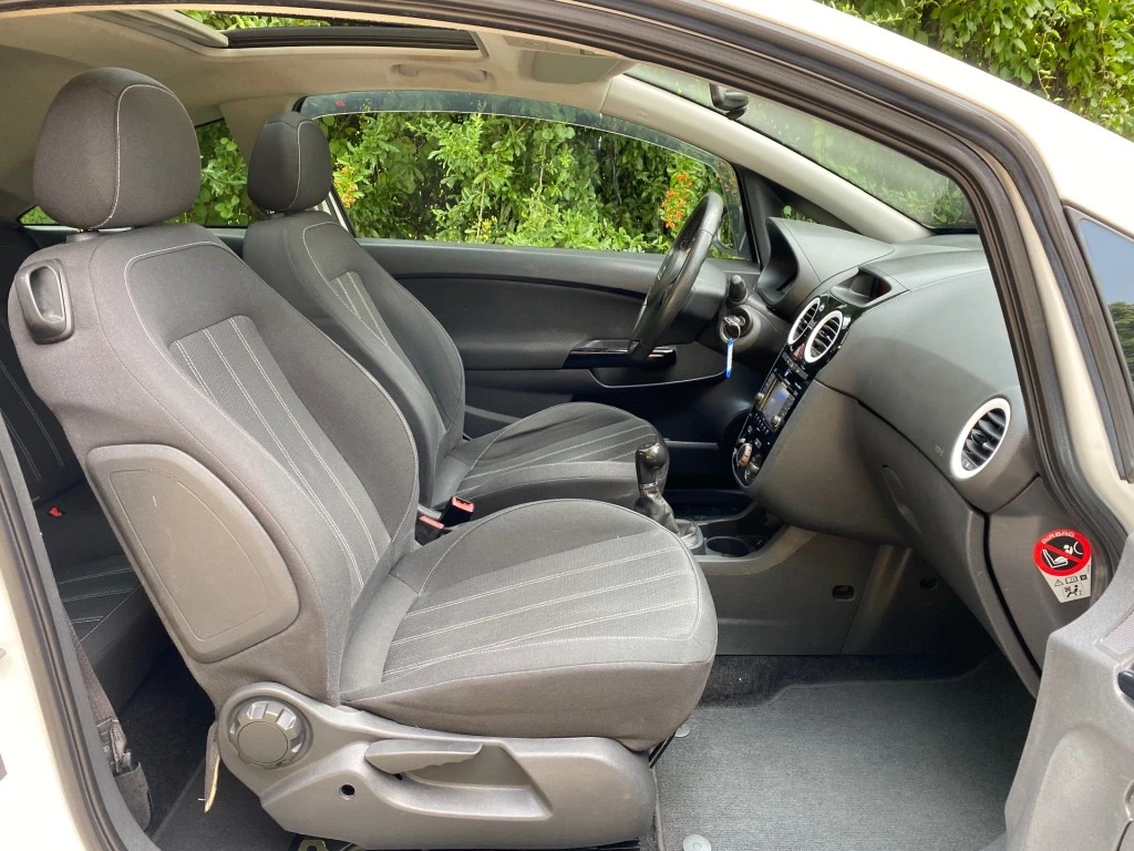 Hoofdafbeelding Opel Corsa