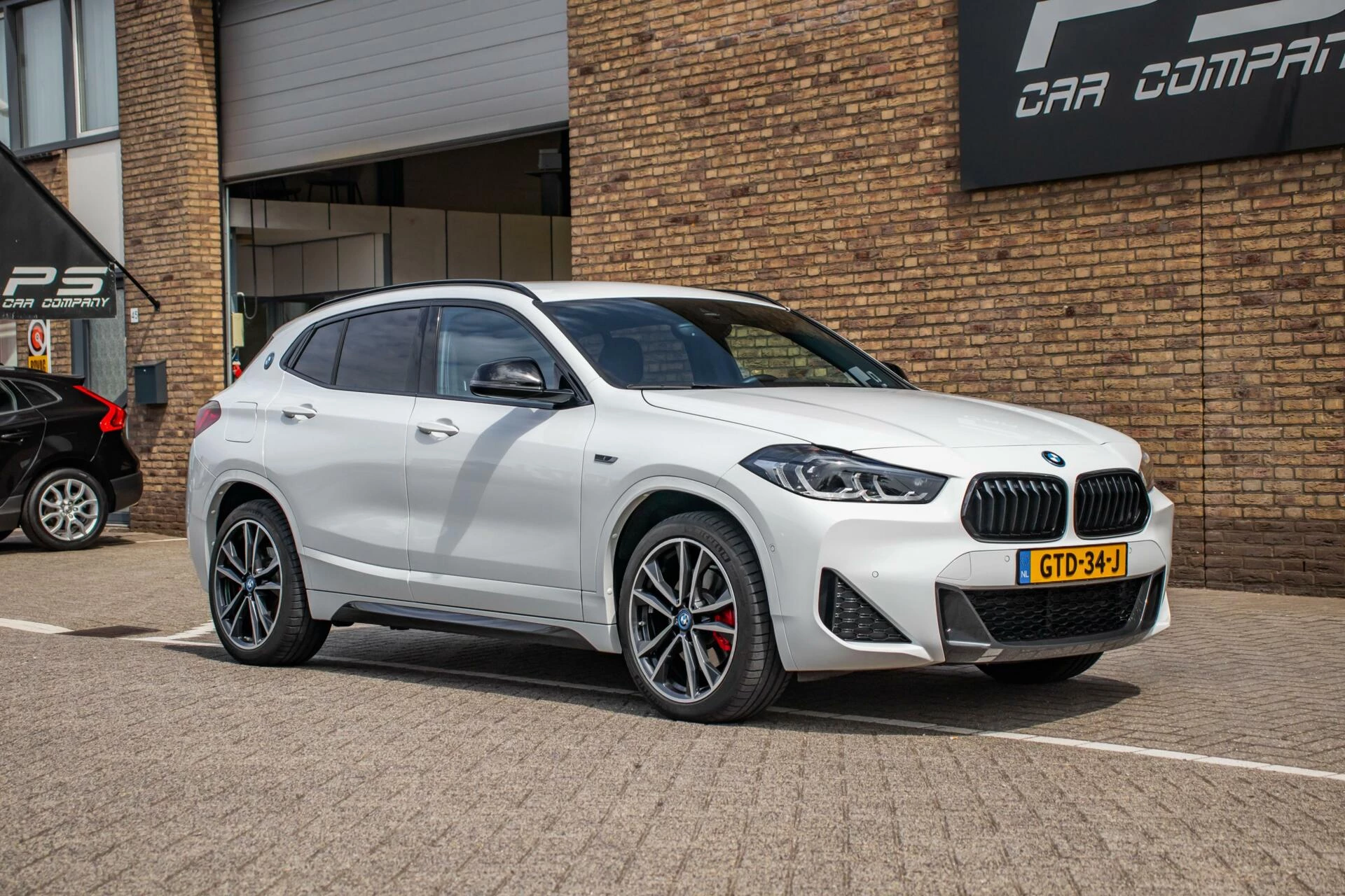 Hoofdafbeelding BMW X2