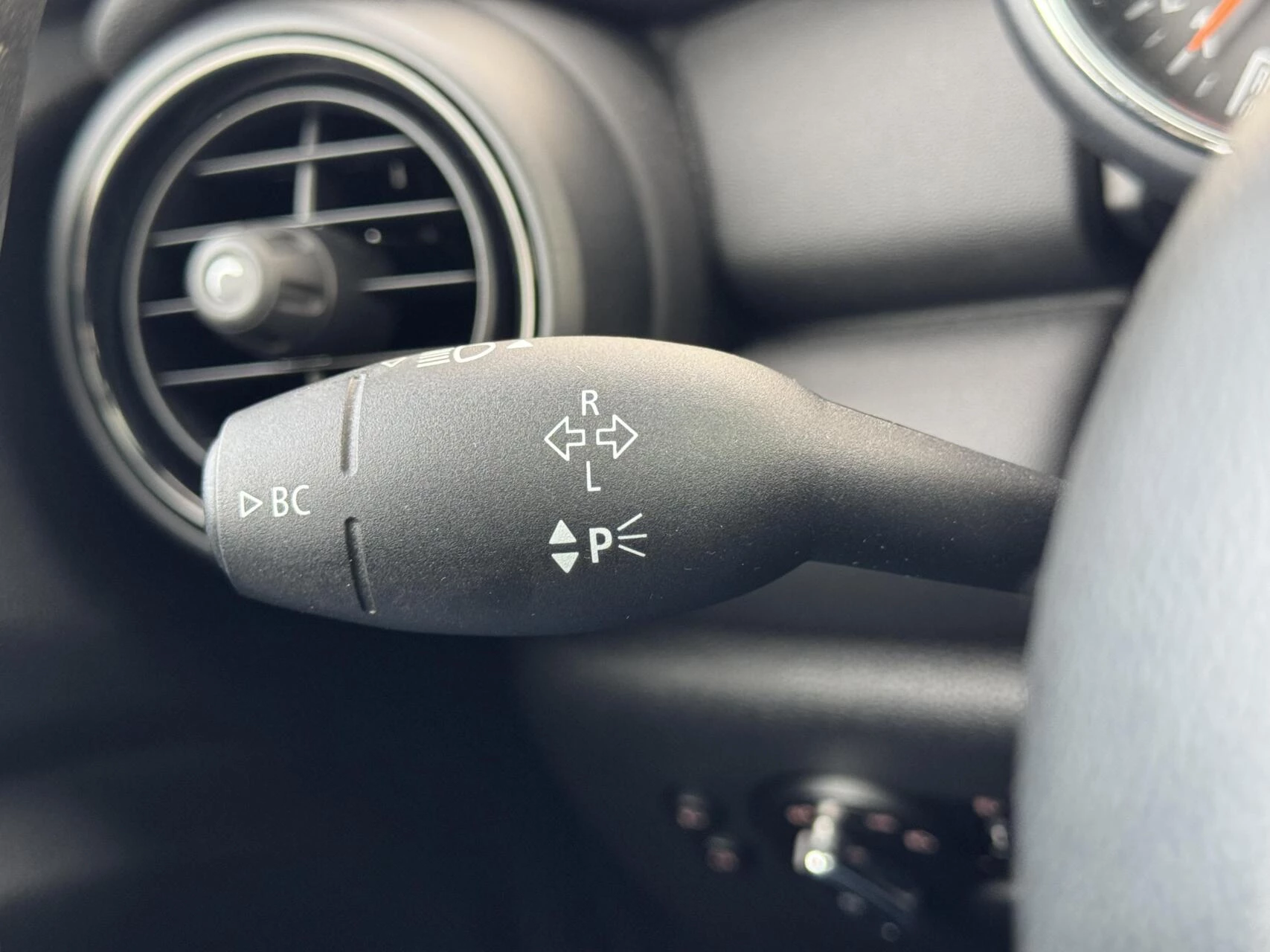 Hoofdafbeelding MINI One