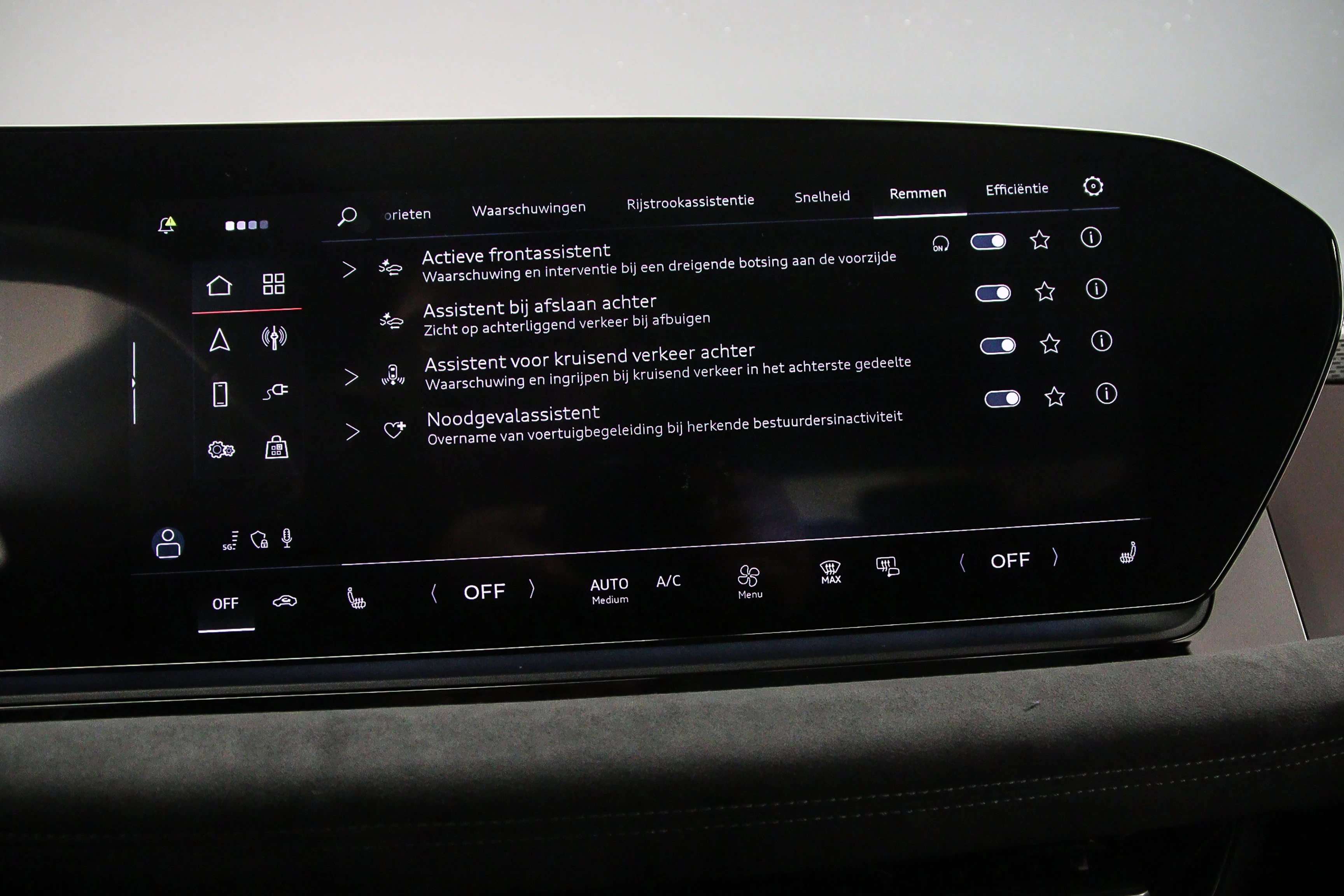 Hoofdafbeelding Audi A6 Avant e-tron