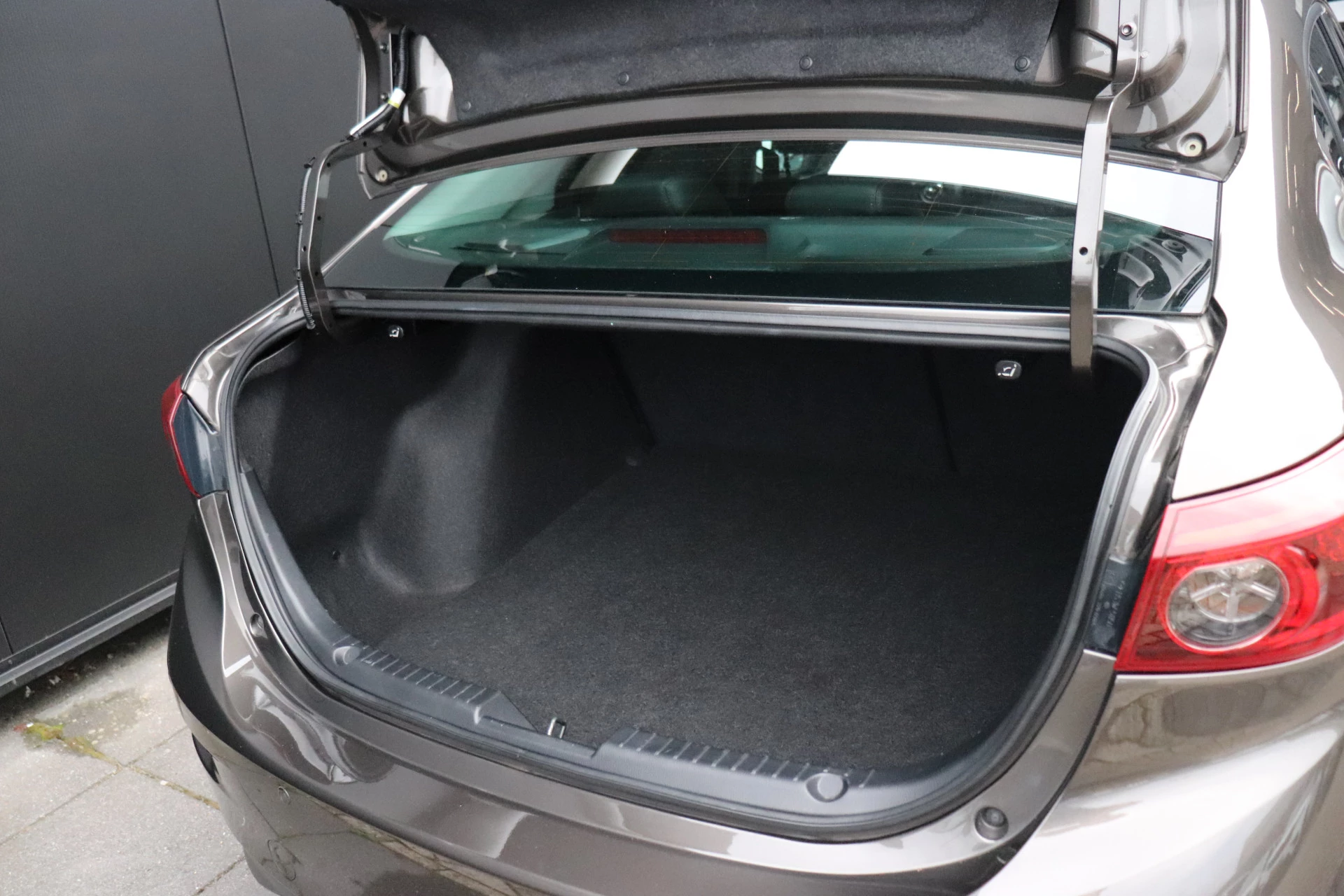 Hoofdafbeelding Mazda 3