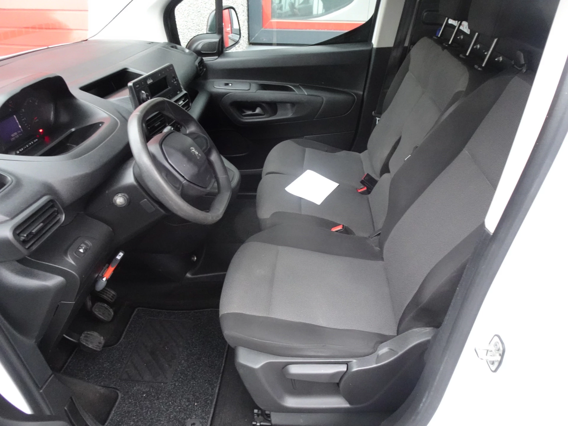 Hoofdafbeelding Peugeot Partner