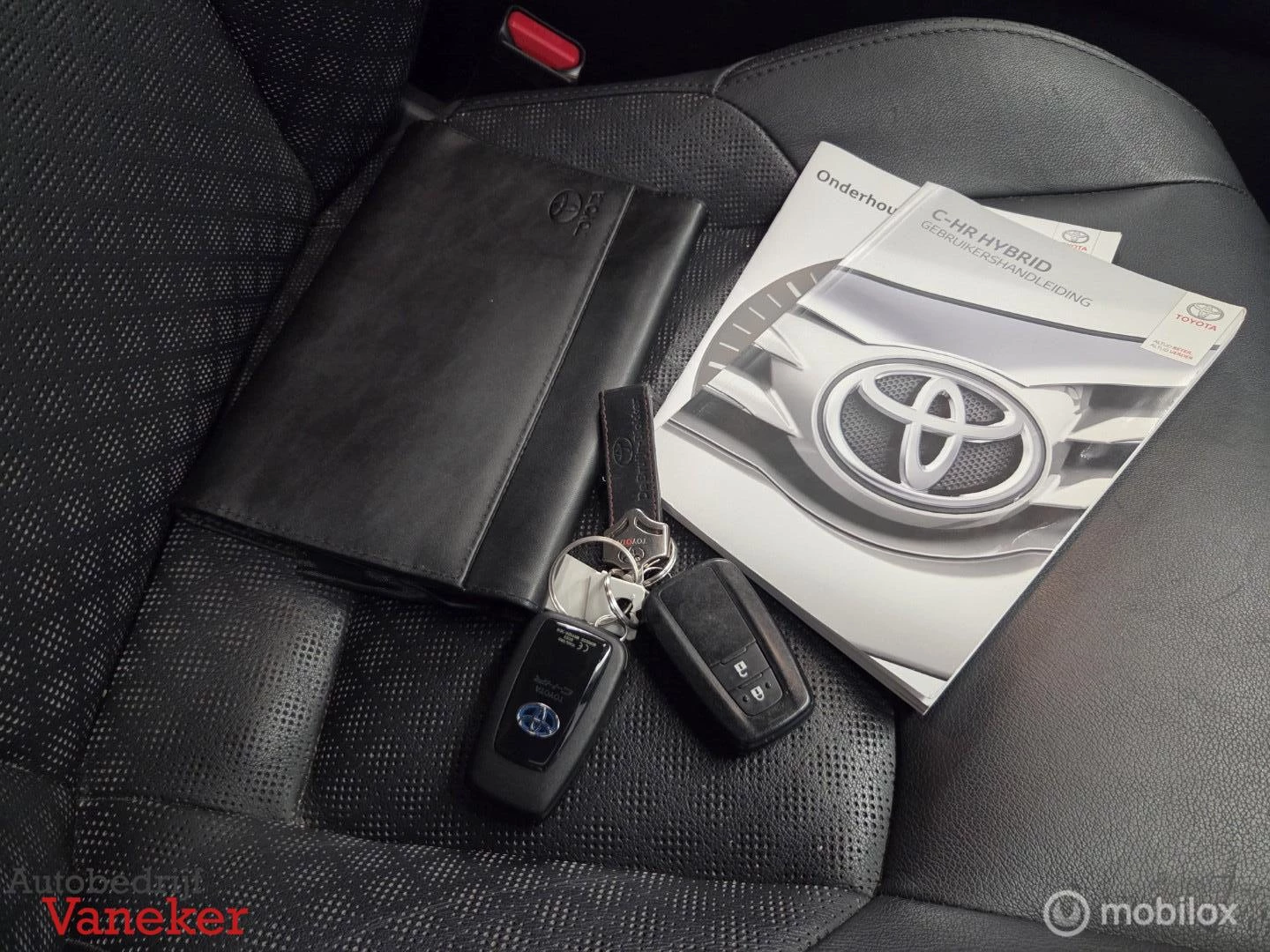 Hoofdafbeelding Toyota C-HR