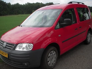 Volkswagen Caddy Bieden(als camper bed erin tent eraan)