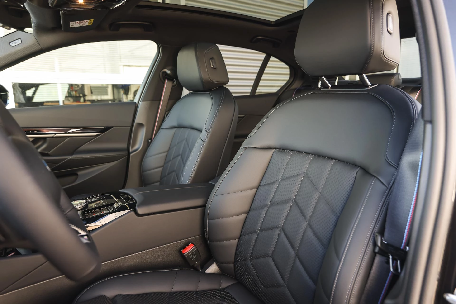 Hoofdafbeelding BMW i5