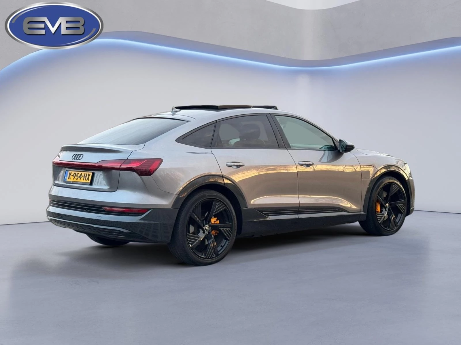 Hoofdafbeelding Audi e-tron