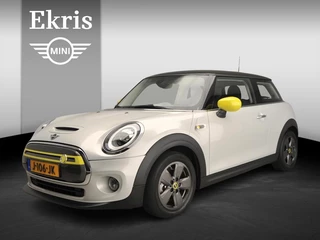 Mini 3-deurs Cooper SE Sportstoelen / Climate / Cruise control  / LED /  Navigatie / Alu wielen black