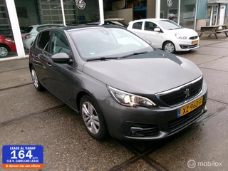 Peugeot 308 1.2 PureTech Blue Lease Executive 82000km .