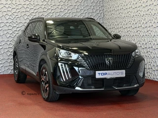 Hoofdafbeelding Peugeot 2008 Peugeot 2008 1.2 HYBRID 145e ALLURE CARPLAY I-COCKPIT NAVI ADAP.CRUISE ✅Top Auto's Wijchen , 30 Jaar Specialist in Peugeot : Alle Type's : Style / GT / GT-Line / Allure / Business / Active / Zowel PHEV / HEV / MHEV / Benzine ✅