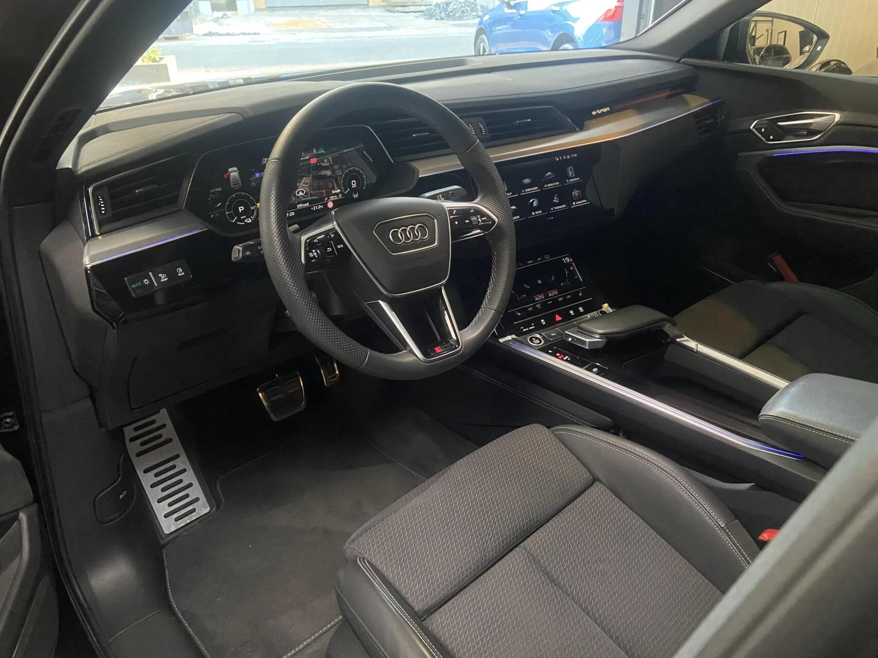 Hoofdafbeelding Audi e-tron