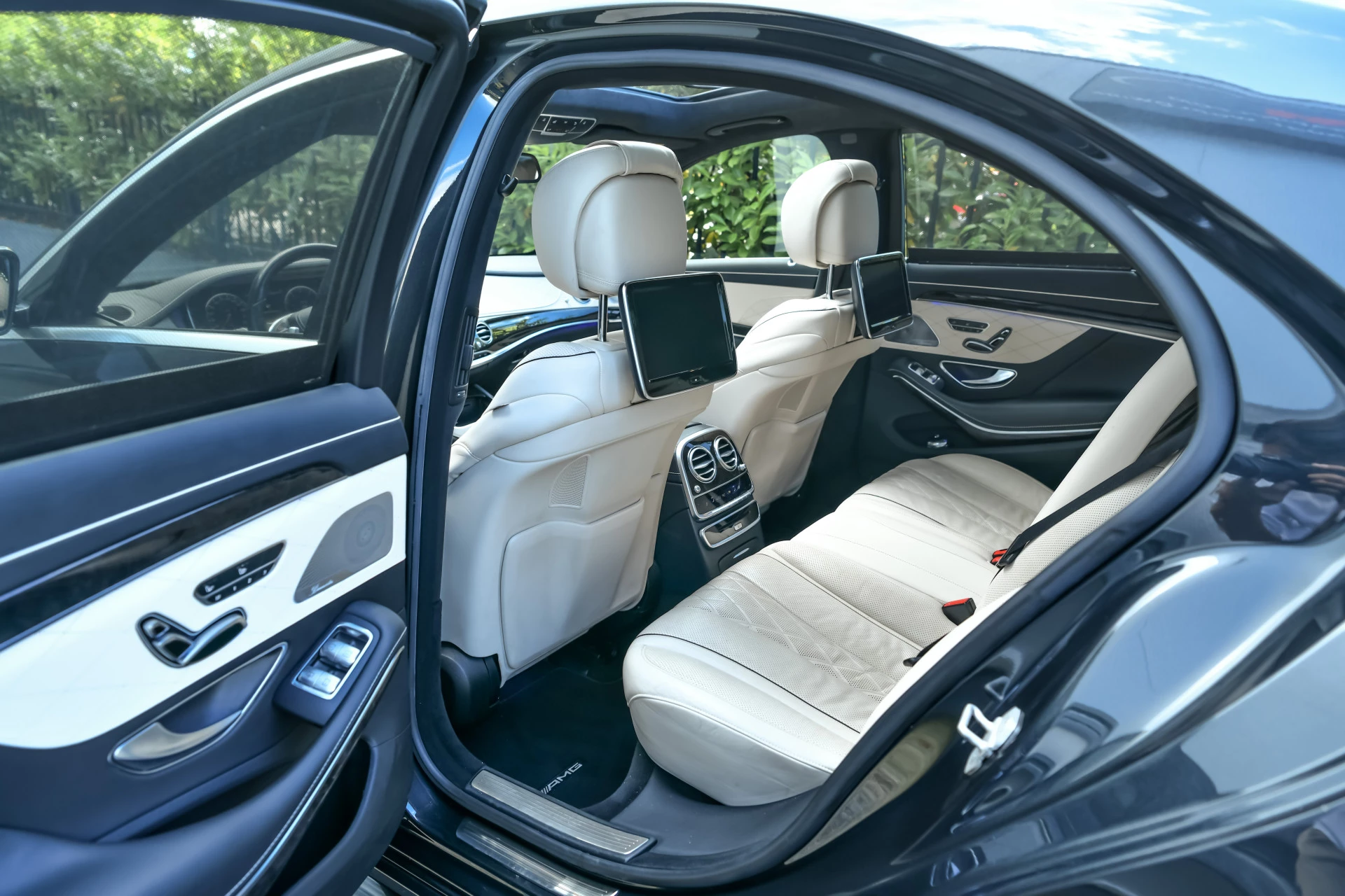 Hoofdafbeelding Mercedes-Benz S-Klasse