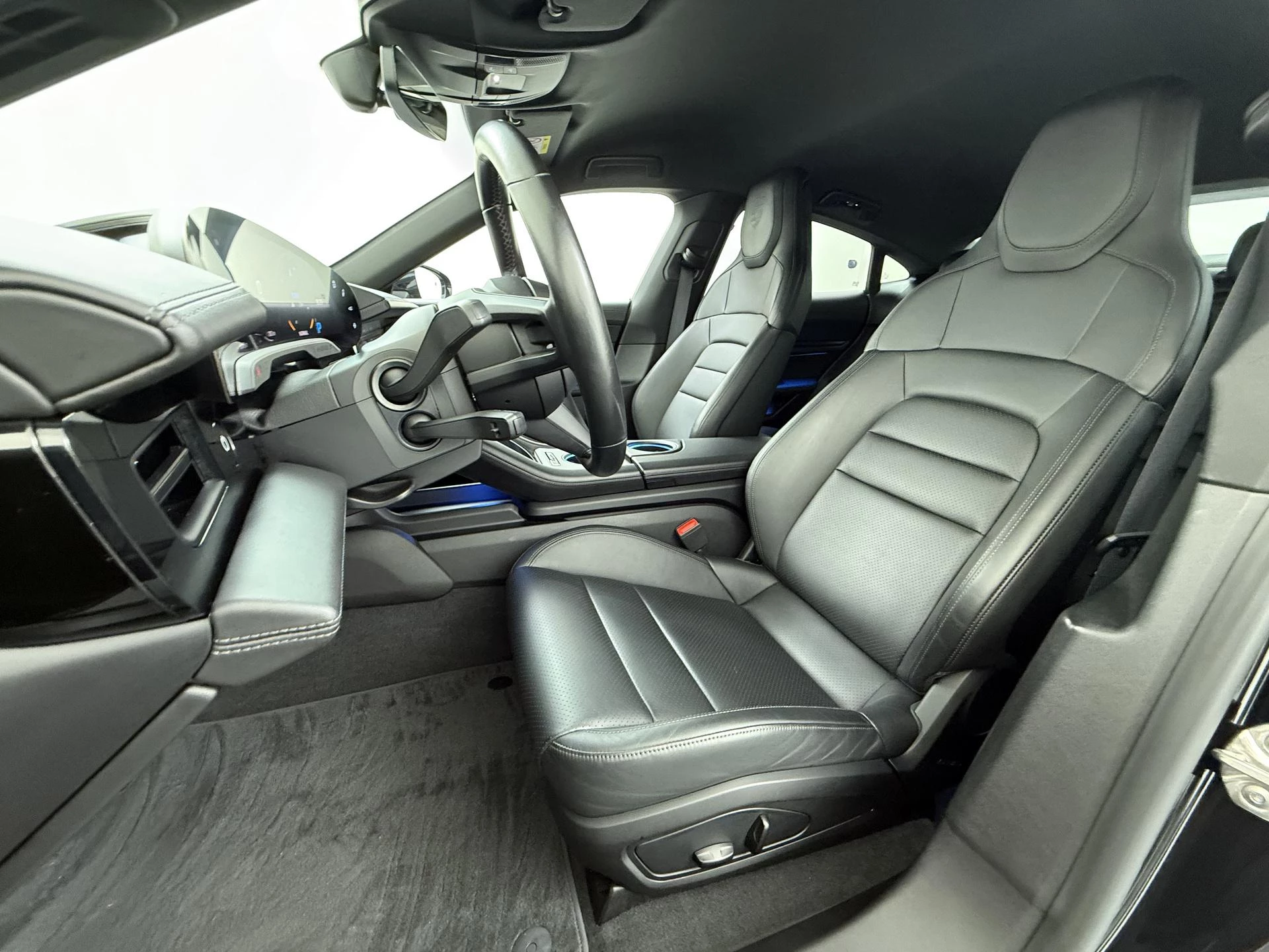 Hoofdafbeelding Porsche Taycan